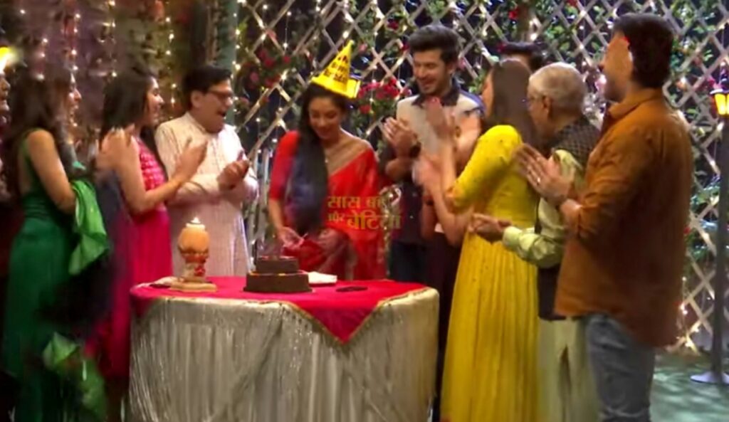 Anupama: Anupamaa’s grand birthday celebration; Anuj gets return gift